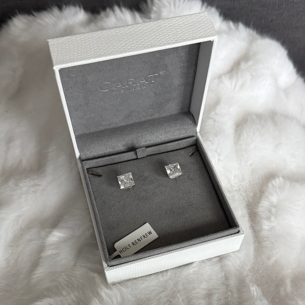 CARAT LONDON 9K White Gold Chester Princess Stud Earrings, 3ct